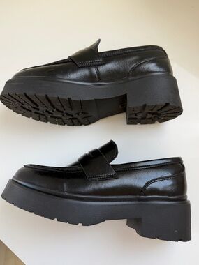 Black Leather Steve Madden Penny Loafers